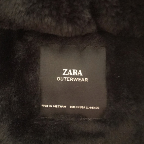 SOLD‼️‼️ Zara Coat - Picture 5 of 6